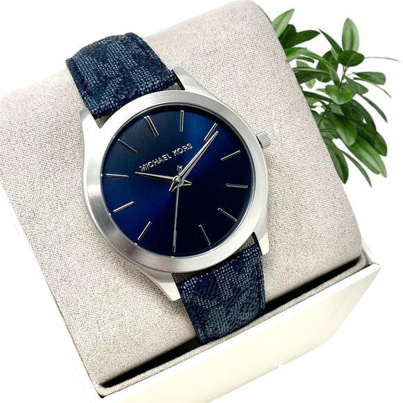 🔥🔥NWT ✅🔥MICHAEL KORS Men's Slim Runway Stainless Steel Quartz Watch MK8907 - Picture 3 of 7